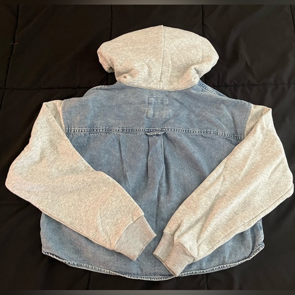 American Eagle denim cropped hoodie - Picture 6 of 6